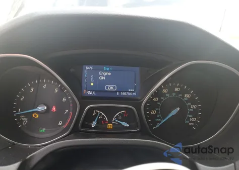 2014 Ford Focus Se z USA, uszkodzony, nr VIN 1FADP3K22EL338802